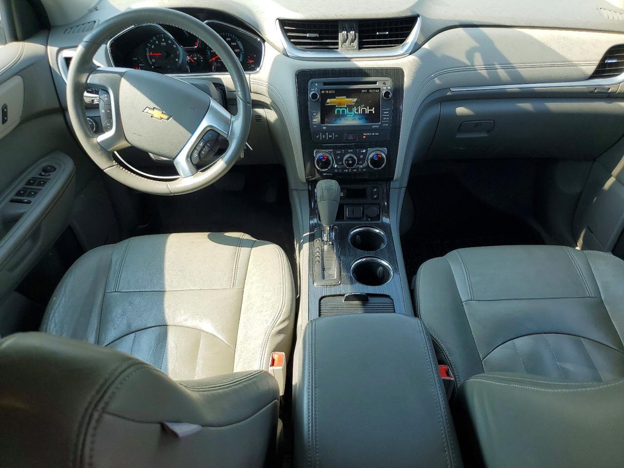 2015 Chevrolet Traverse Lt - zdjęcie 8