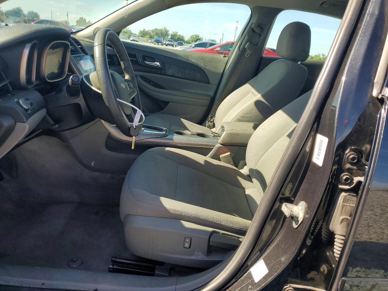 2013 Chevrolet Malibu Ls - zdjęcie 7