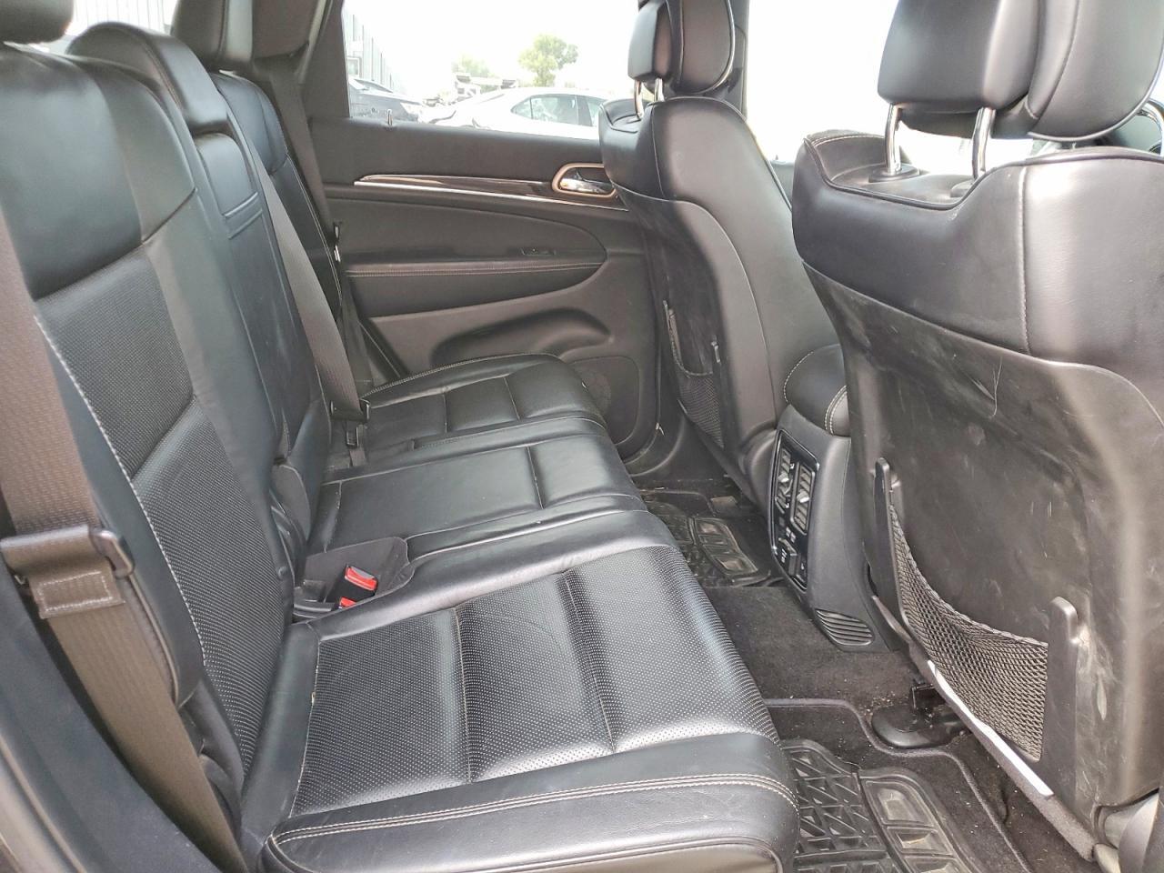 2015 Jeep Grand Cherokee Overland - zdjęcie 10