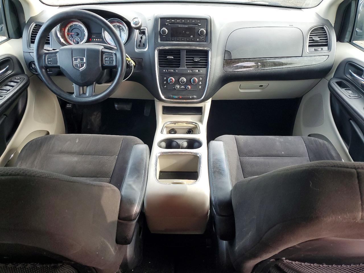 2015 Dodge Grand Caravan Sxt - zdjęcie 8