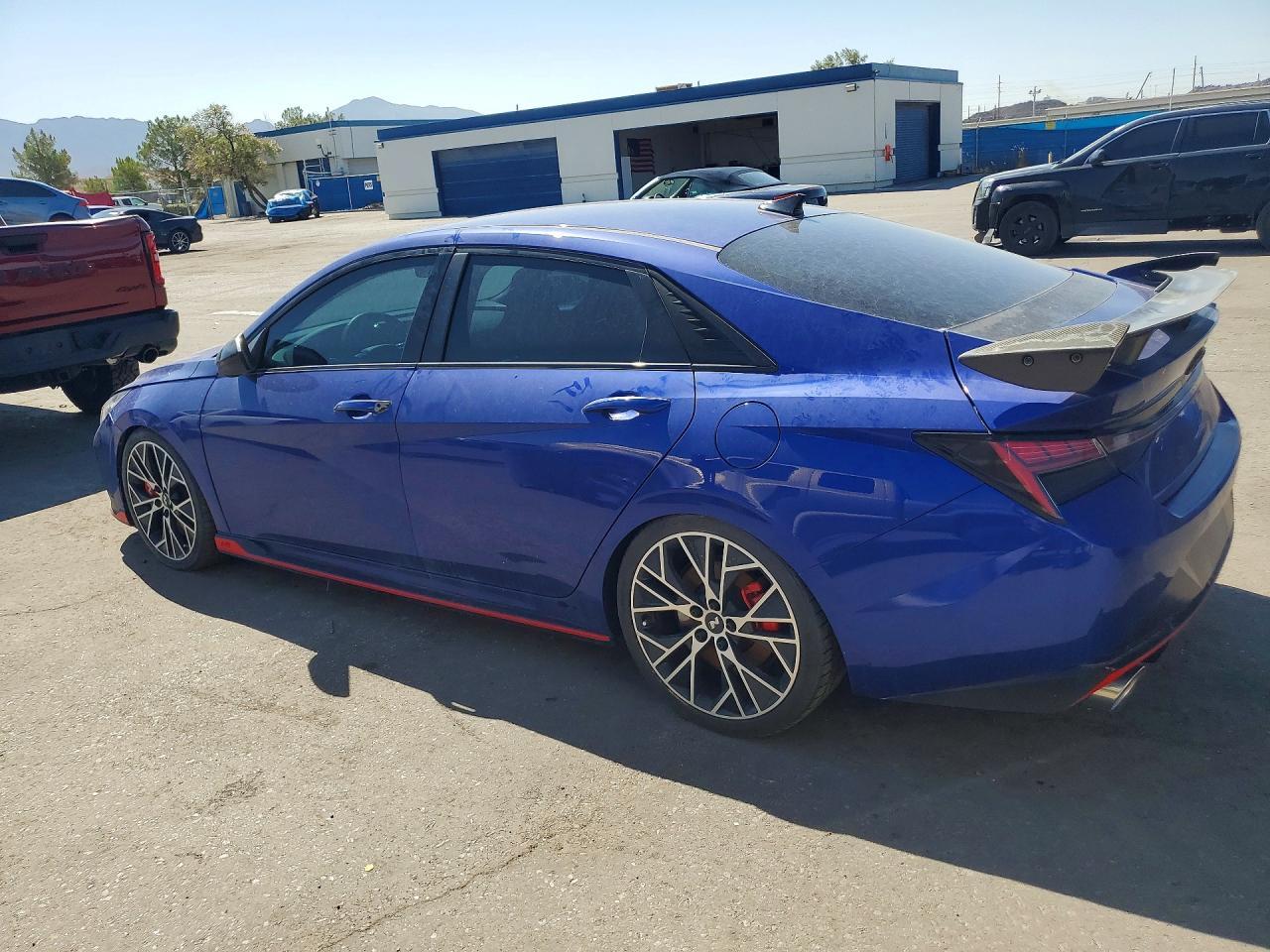 2022 Hyundai Elantra N Base - zdjęcie 2