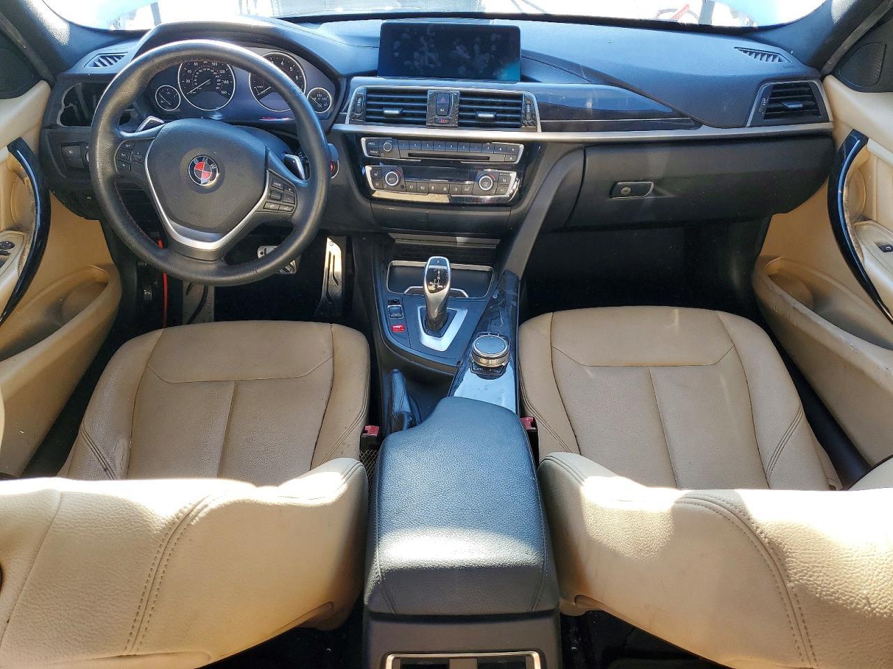 2018 BMW 330 I - zdjęcie 8
