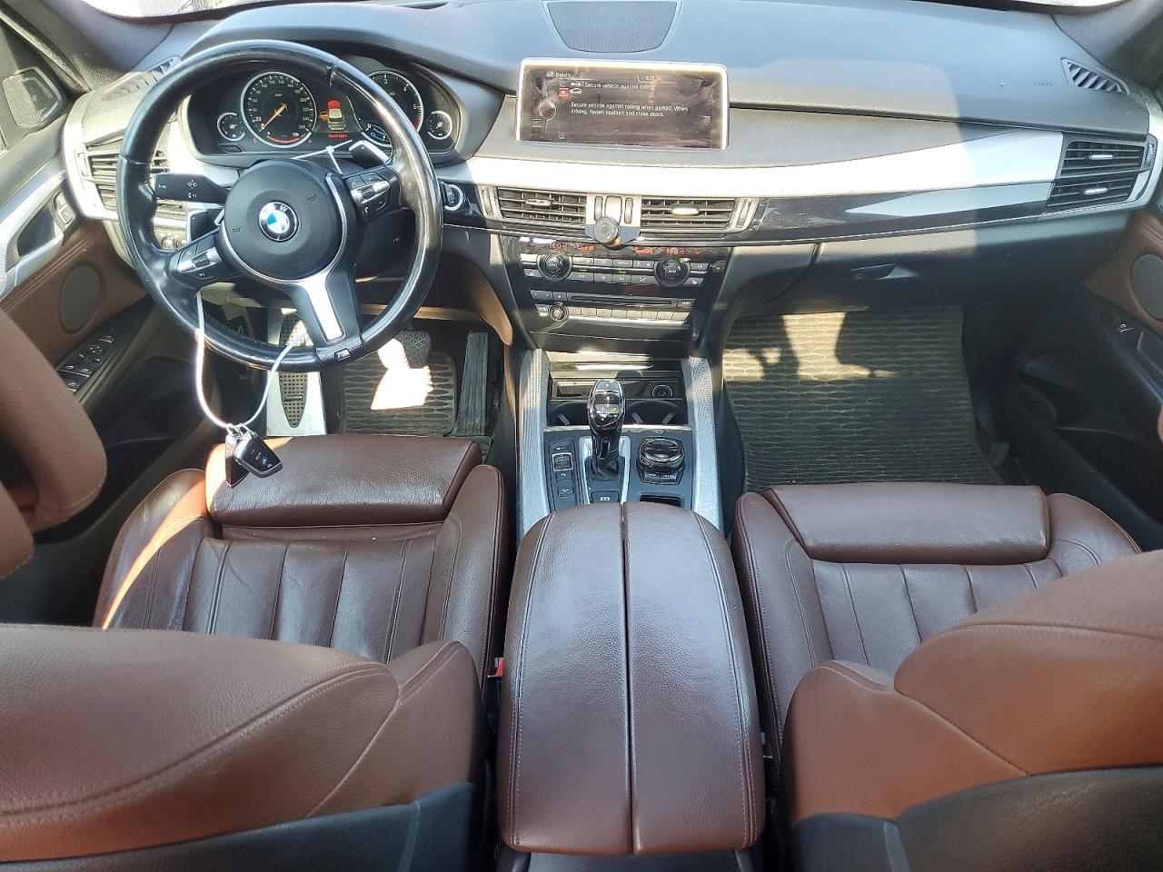 2016 BMW X5 xDrive35D - zdjęcie 8