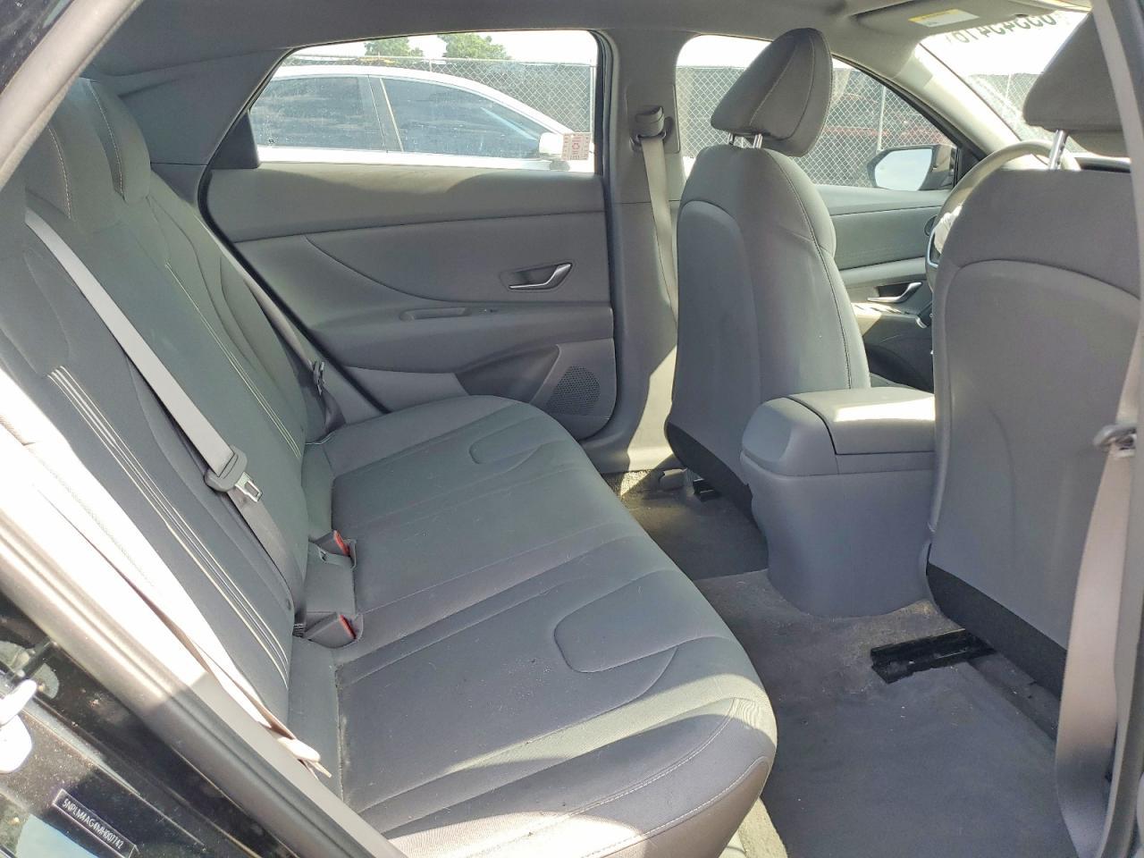 2021 Hyundai Elantra Sel - zdjęcie 10