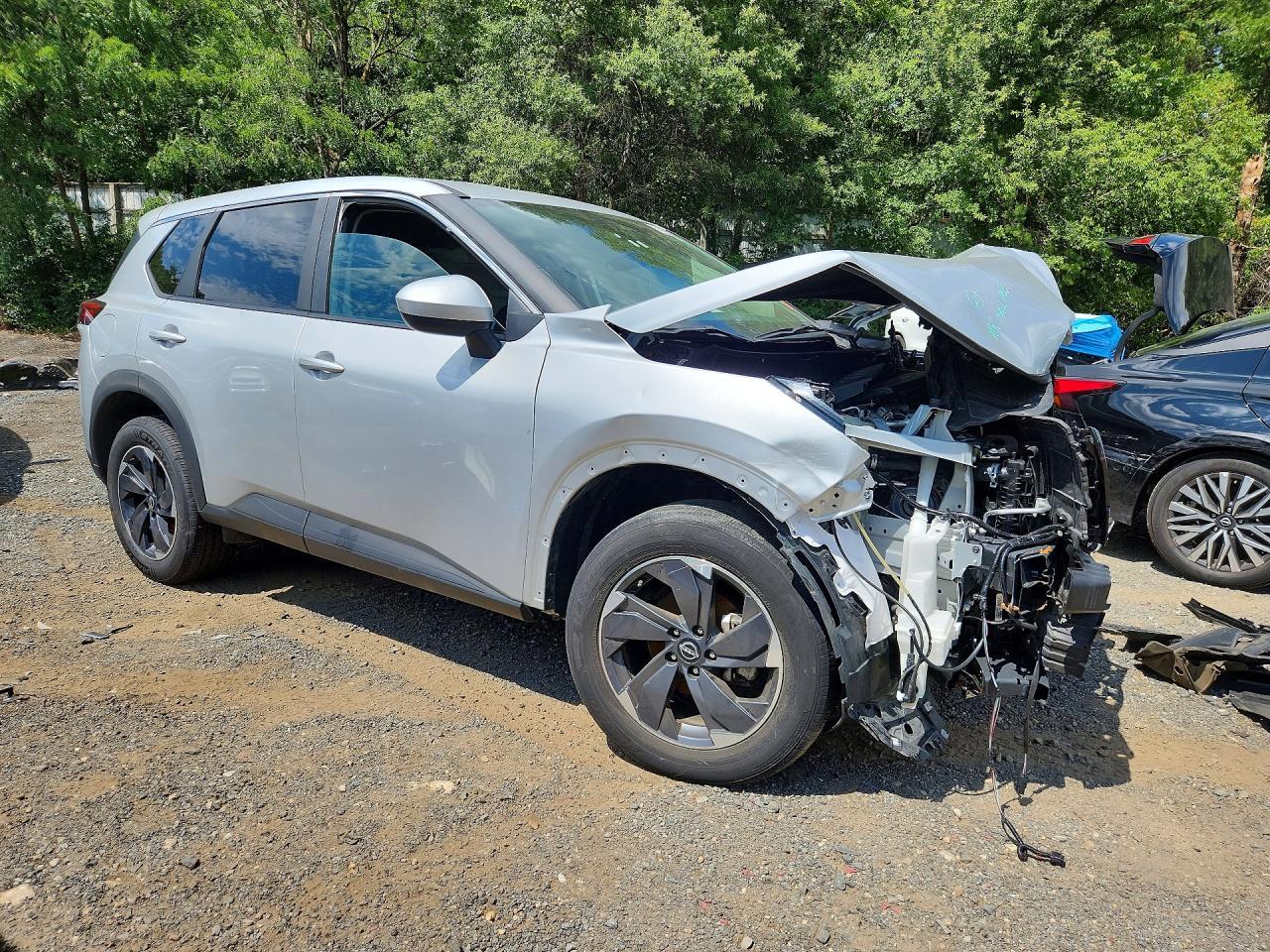 2025 Nissan Rogue Sv - zdjęcie 4