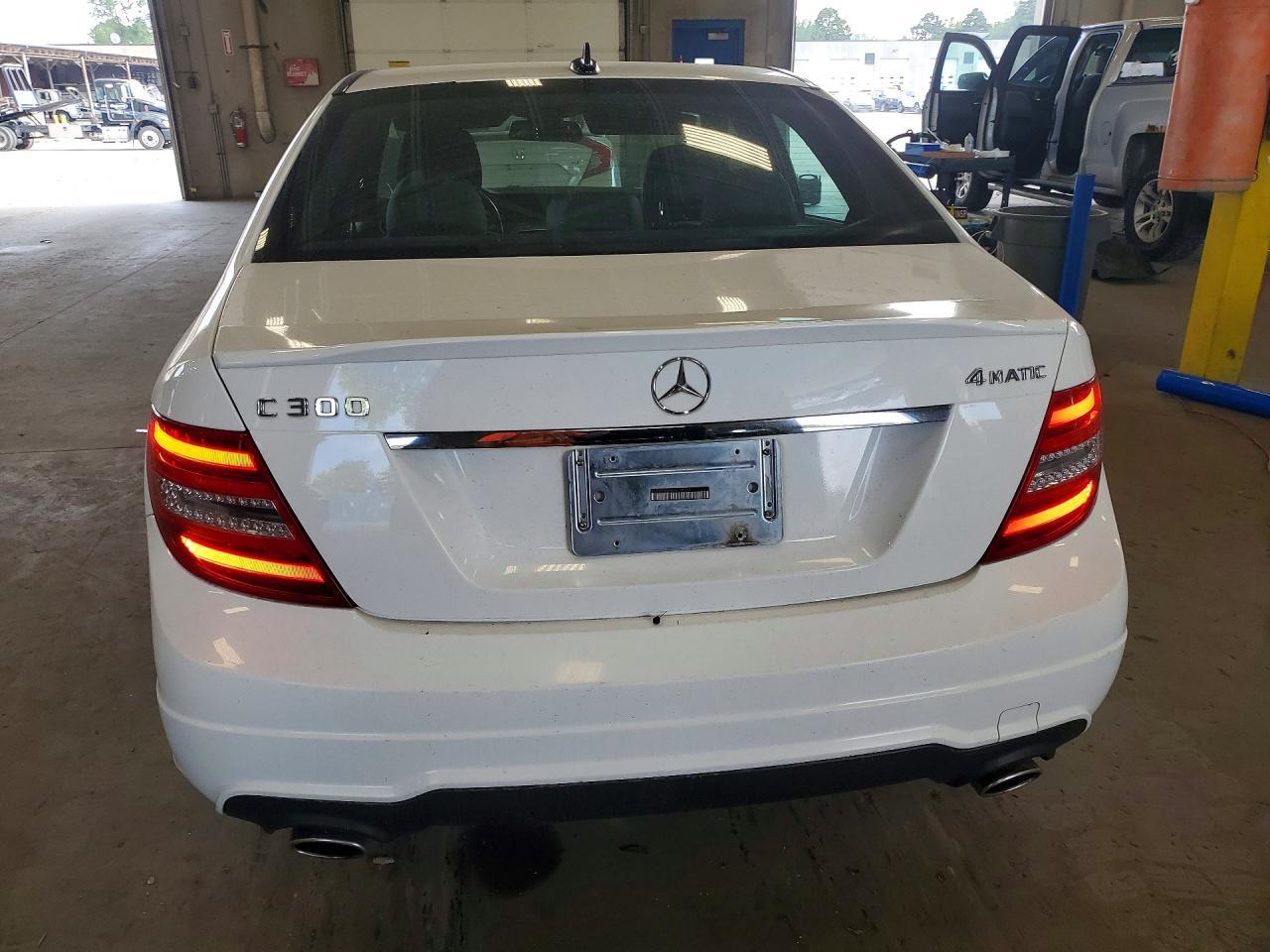 2013 Mercedes-Benz C 300 4Matic - zdjęcie 6