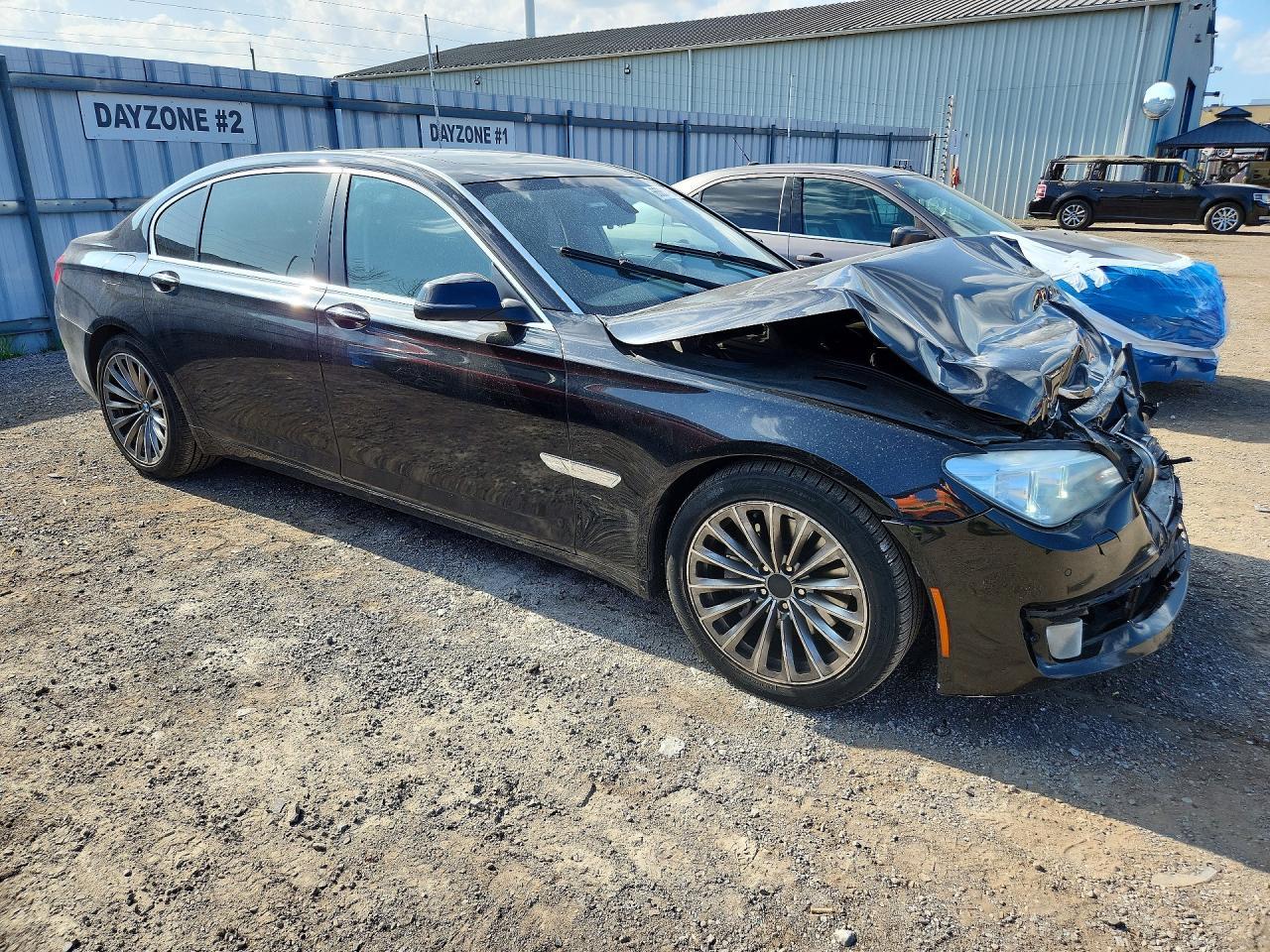 2013 BMW 740 Lxi - zdjęcie 4