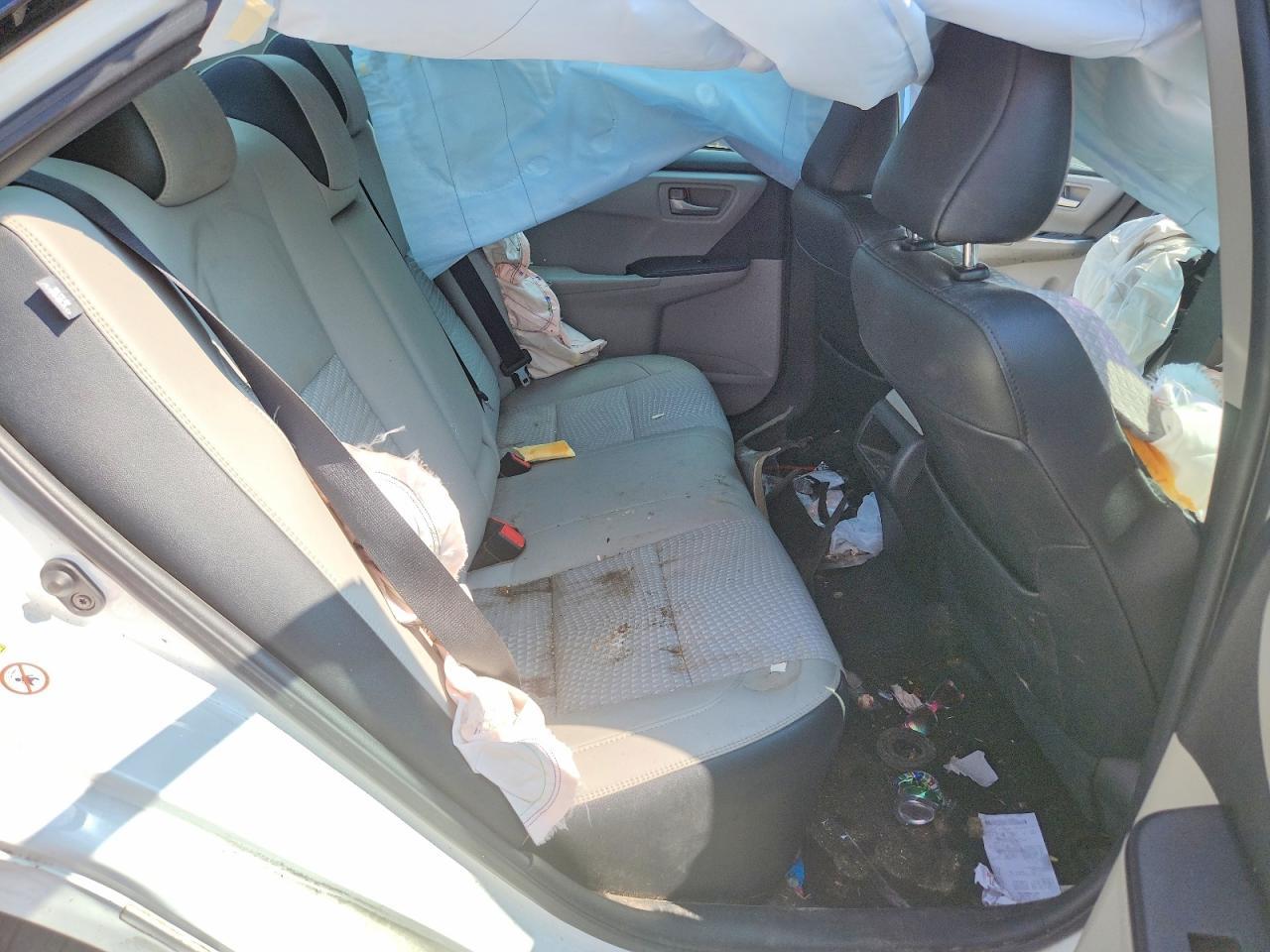 2015 Toyota Camry Se - zdjęcie 10
