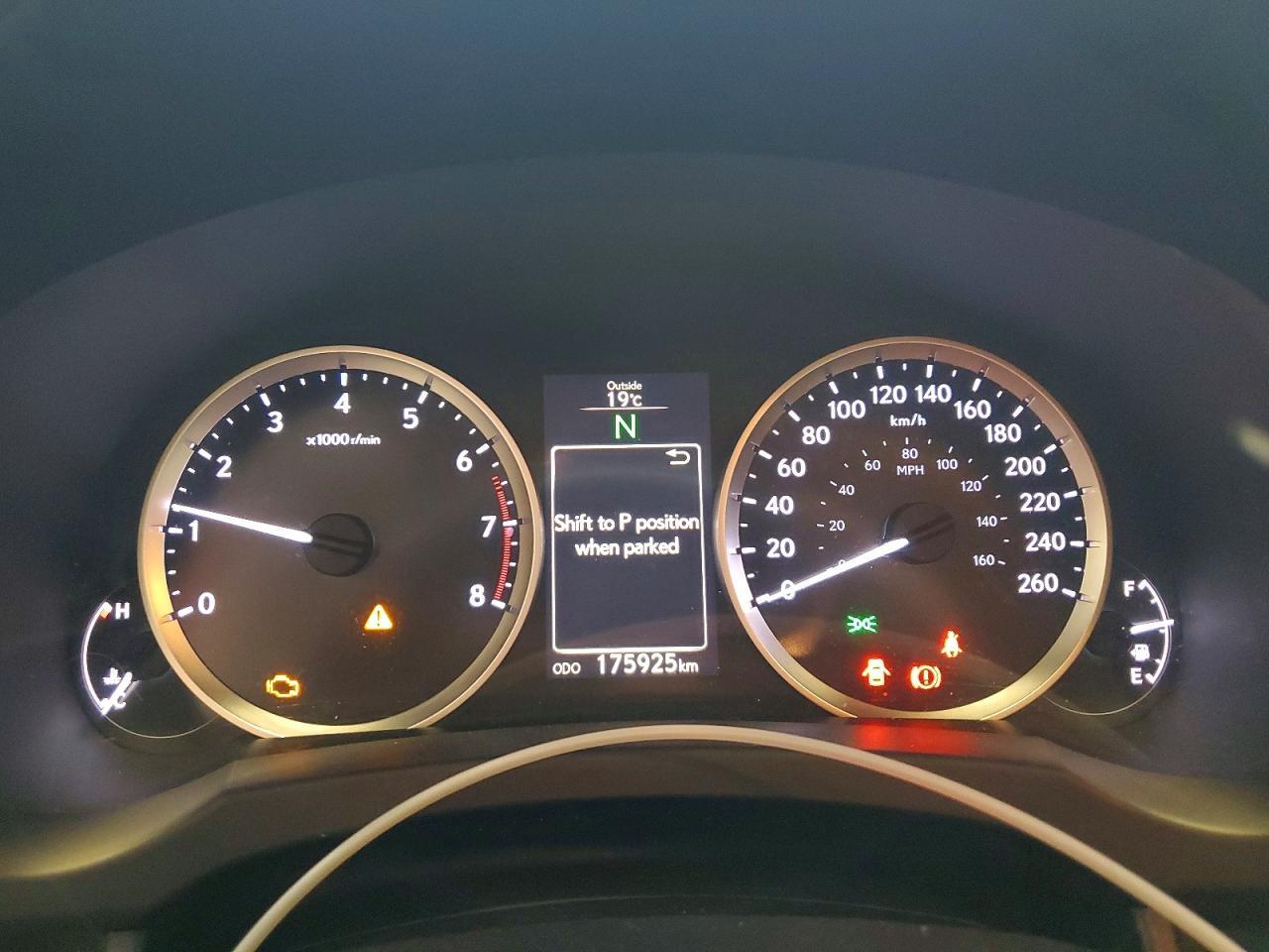 2014 Lexus Is 250 - zdjęcie 9