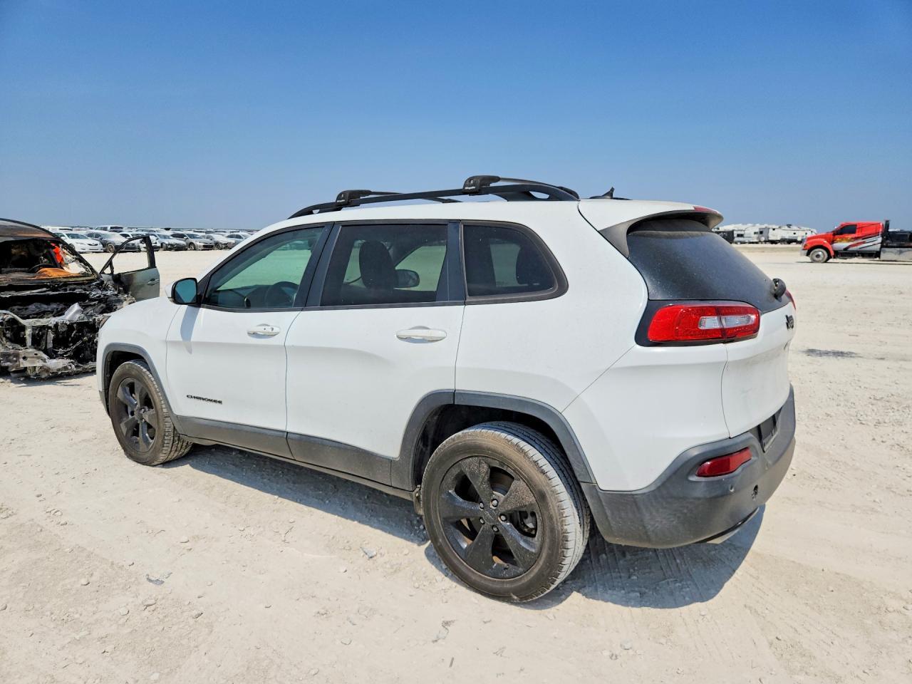 2015 Jeep Cherokee Latitude - zdjęcie 2