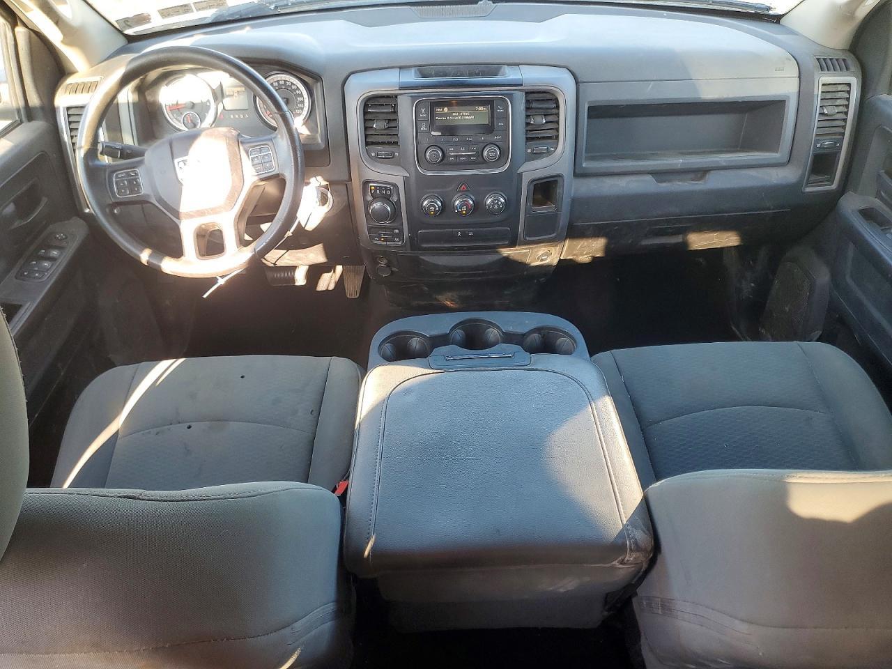 2018 Ram 1500 St - zdjęcie 8