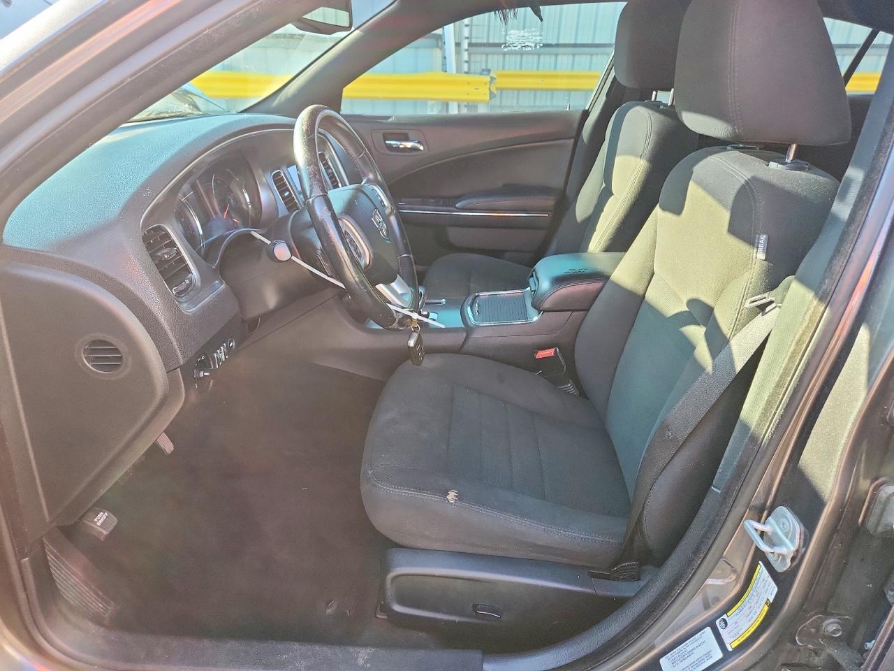 2013 Dodge Charger V6 - zdjęcie 7