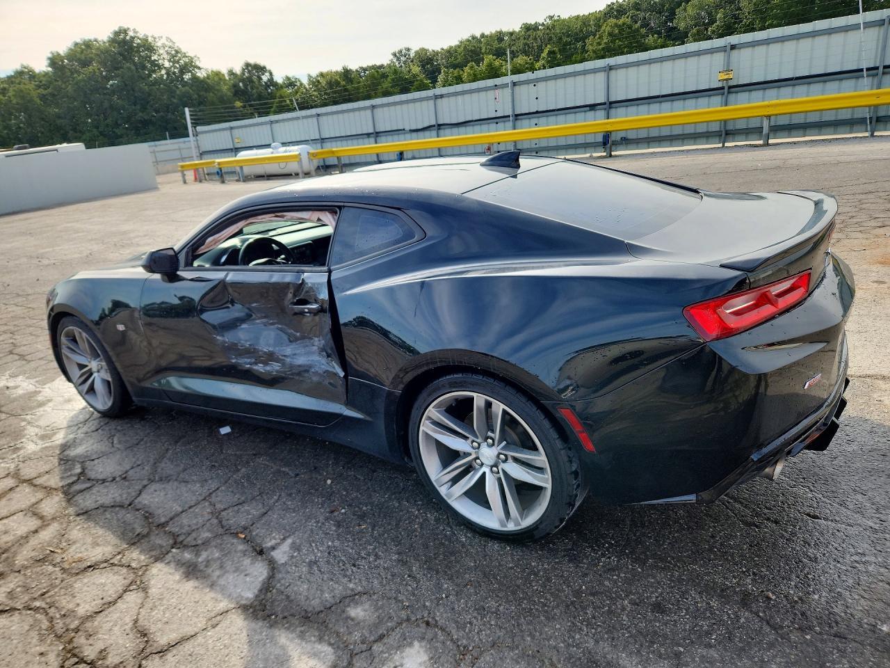 2017 Chevrolet Camaro Lt - zdjęcie 2
