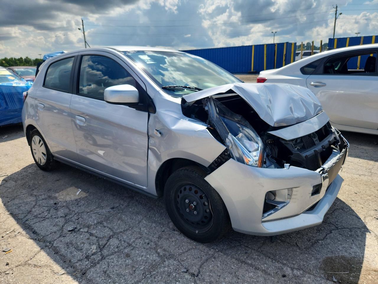 2024 Mitsubishi Mirage Es - zdjęcie 4