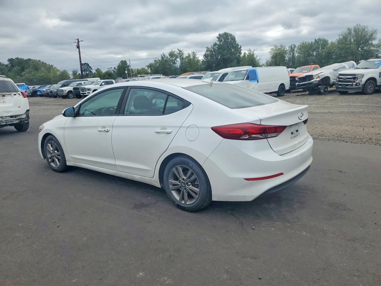 2018 Hyundai Elantra Value Edition - zdjęcie 2