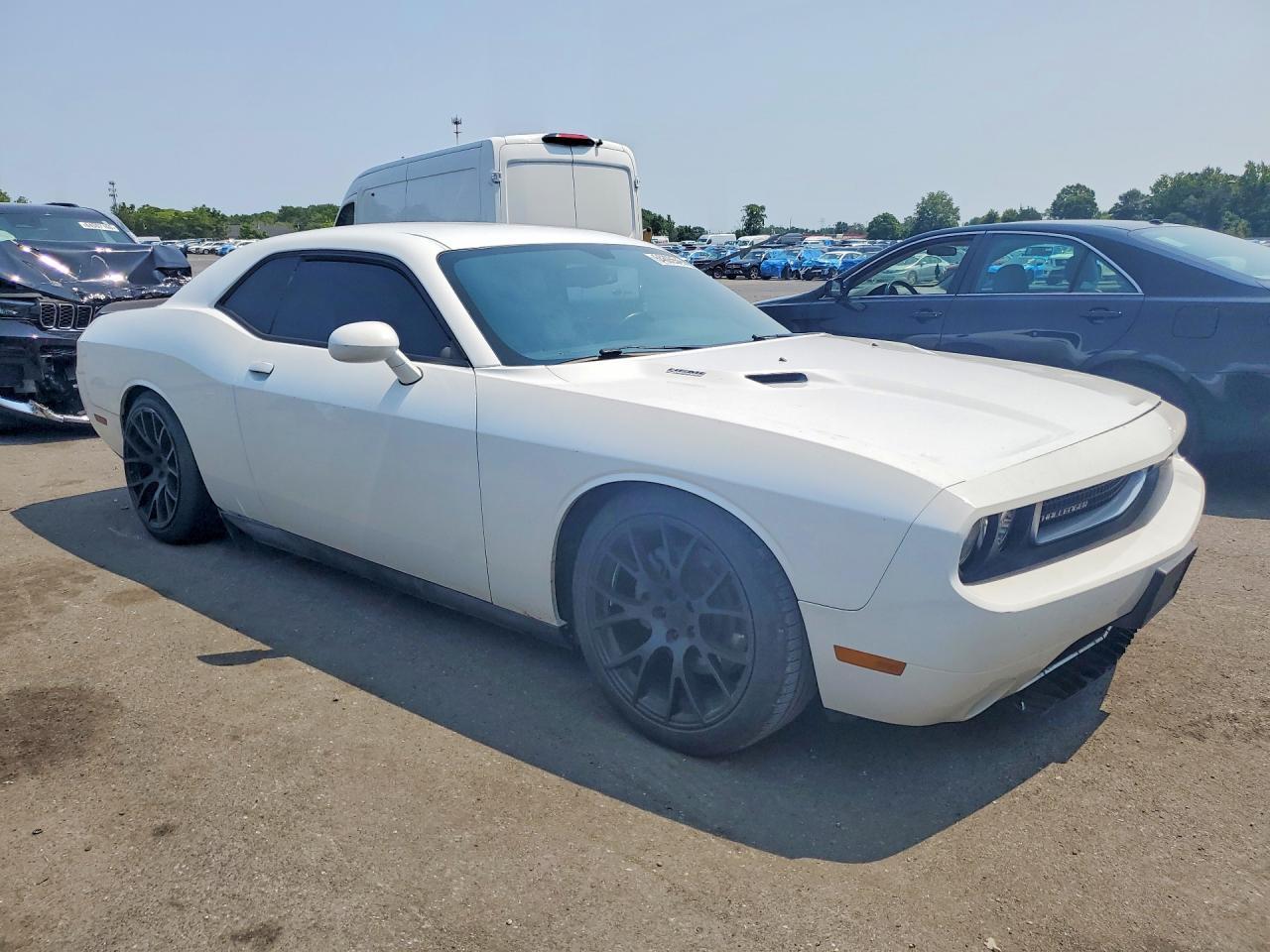 2013 Dodge Challenger R/T - zdjęcie 4