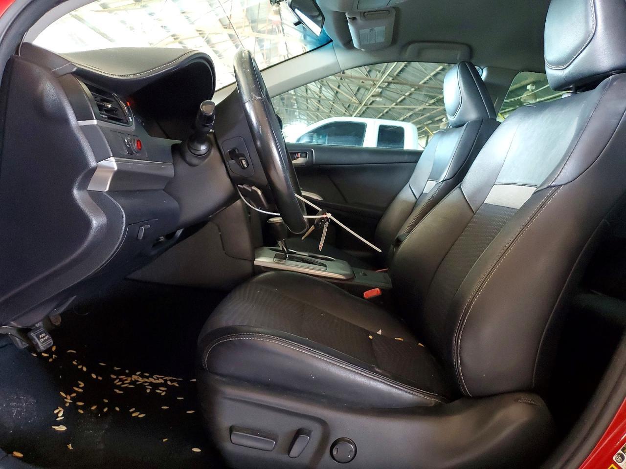 2014 Toyota Camry Se - zdjęcie 7
