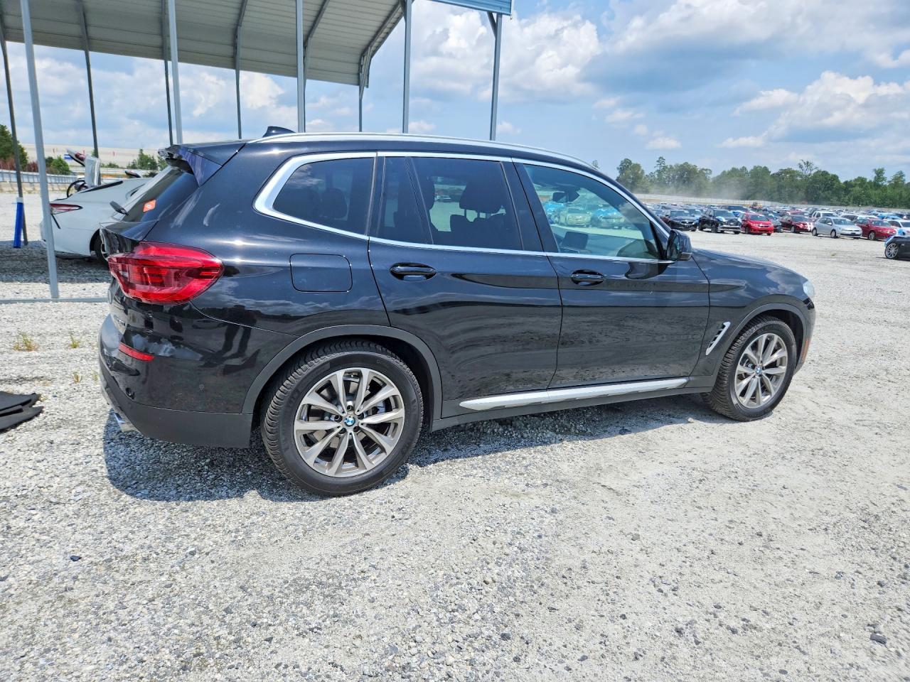 2019 BMW X3 Sdrive30I - zdjęcie 3