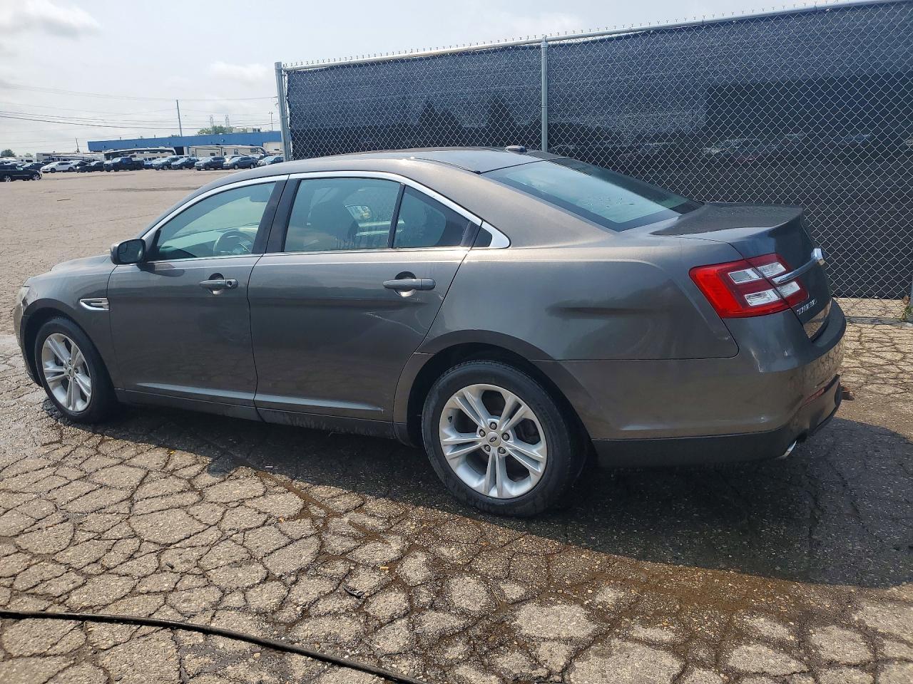 2015 Ford Taurus Sel - zdjęcie 2