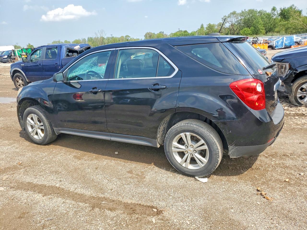 2015 Chevrolet Equinox Ls - zdjęcie 2