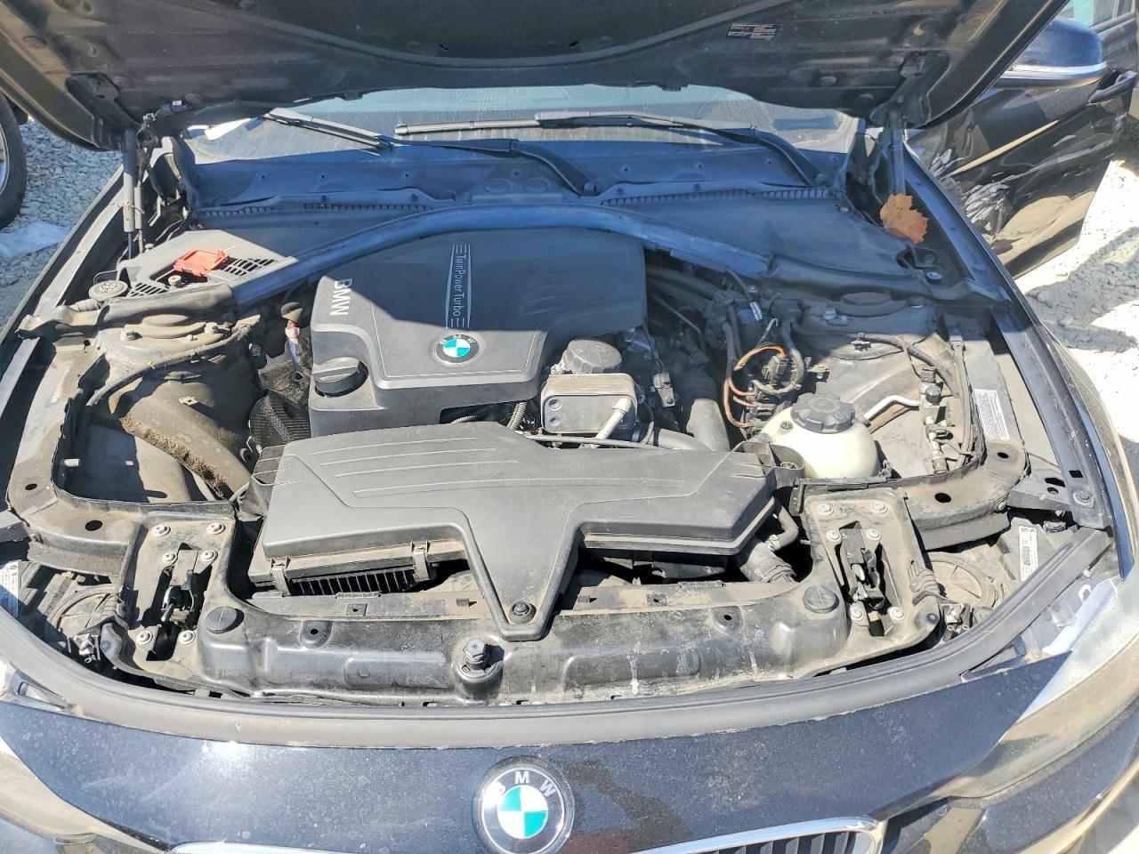 2014 BMW 320 I - zdjęcie 11