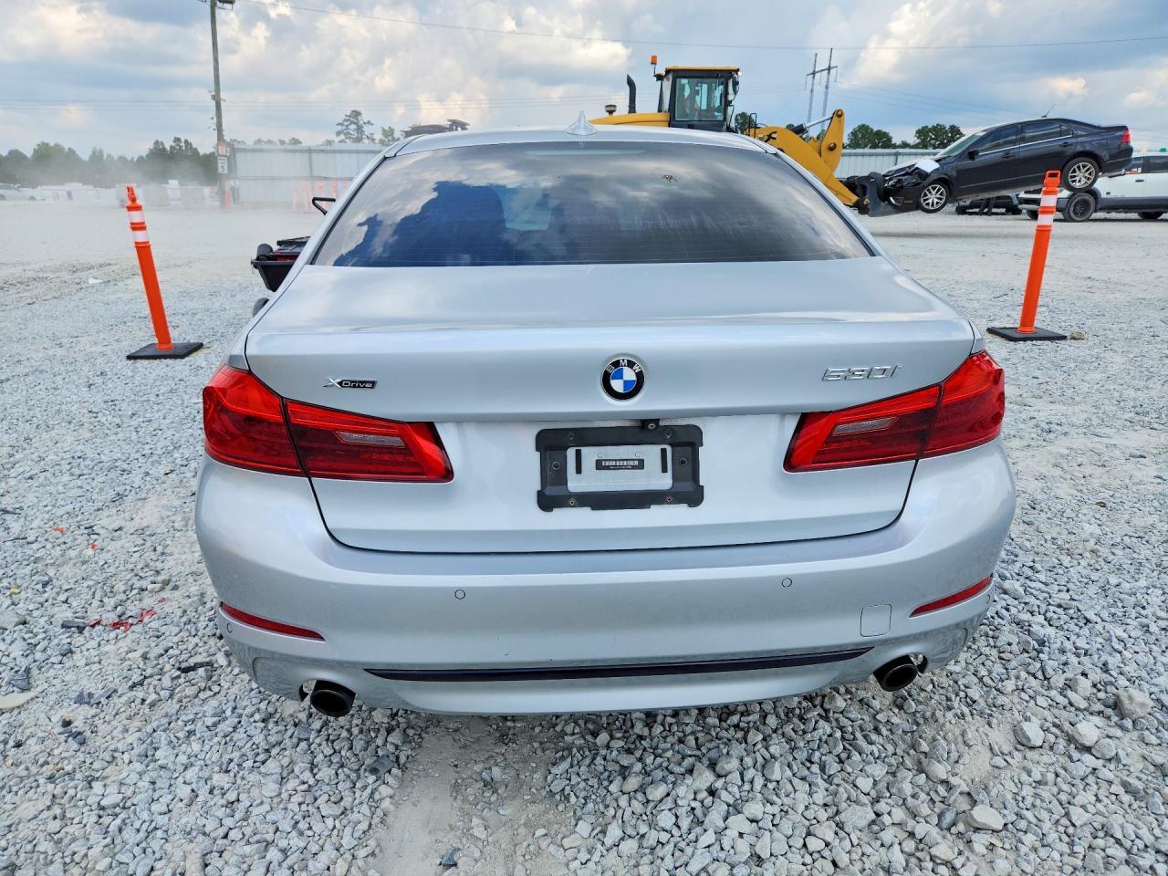2018 BMW Seria 5 530i - zdjęcie 6
