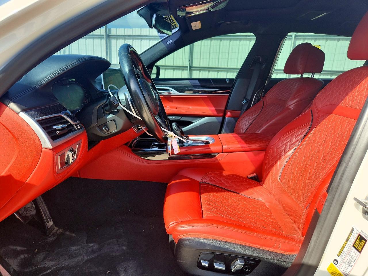 2021 BMW 740 I - zdjęcie 7