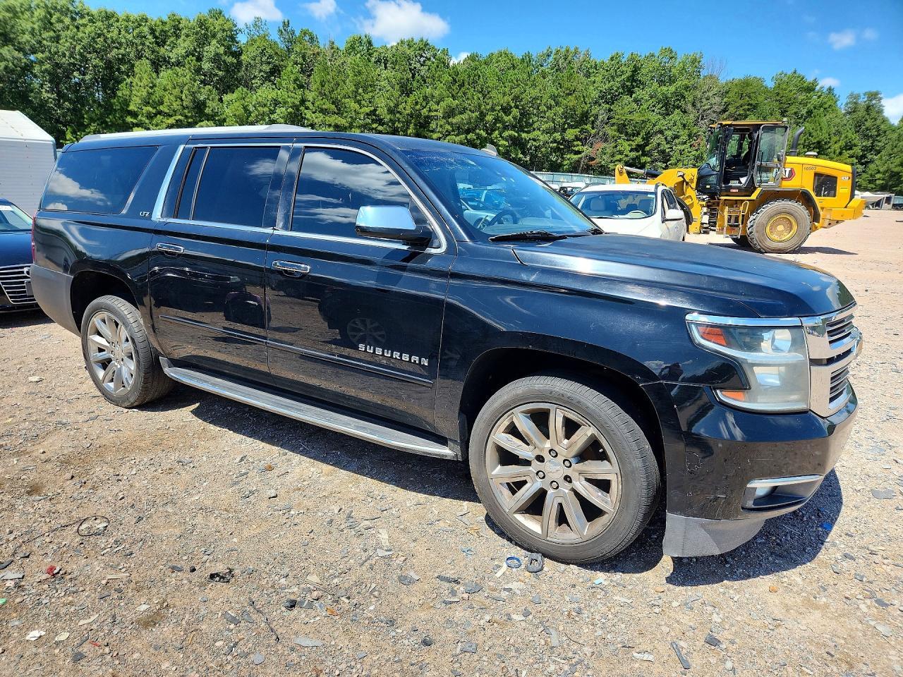 2015 Chevrolet Suburban K1500 Ltz - zdjęcie 4