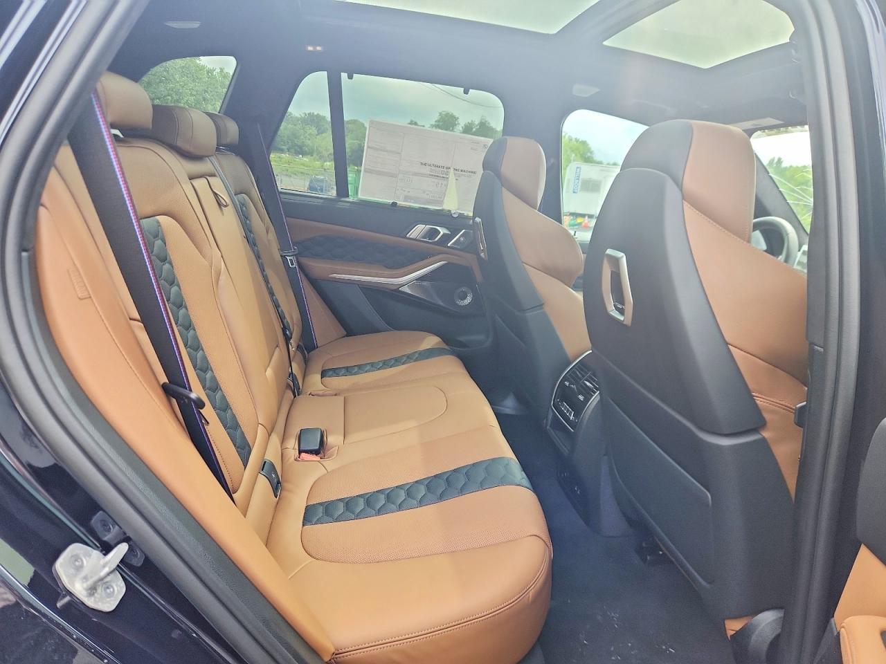 2026 BMW X5 M Competition - zdjęcie 11