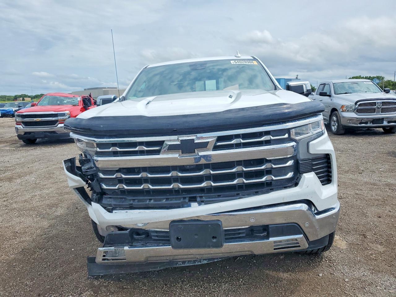 2025 Chevrolet Silverado K1500 Ltz - zdjęcie 5
