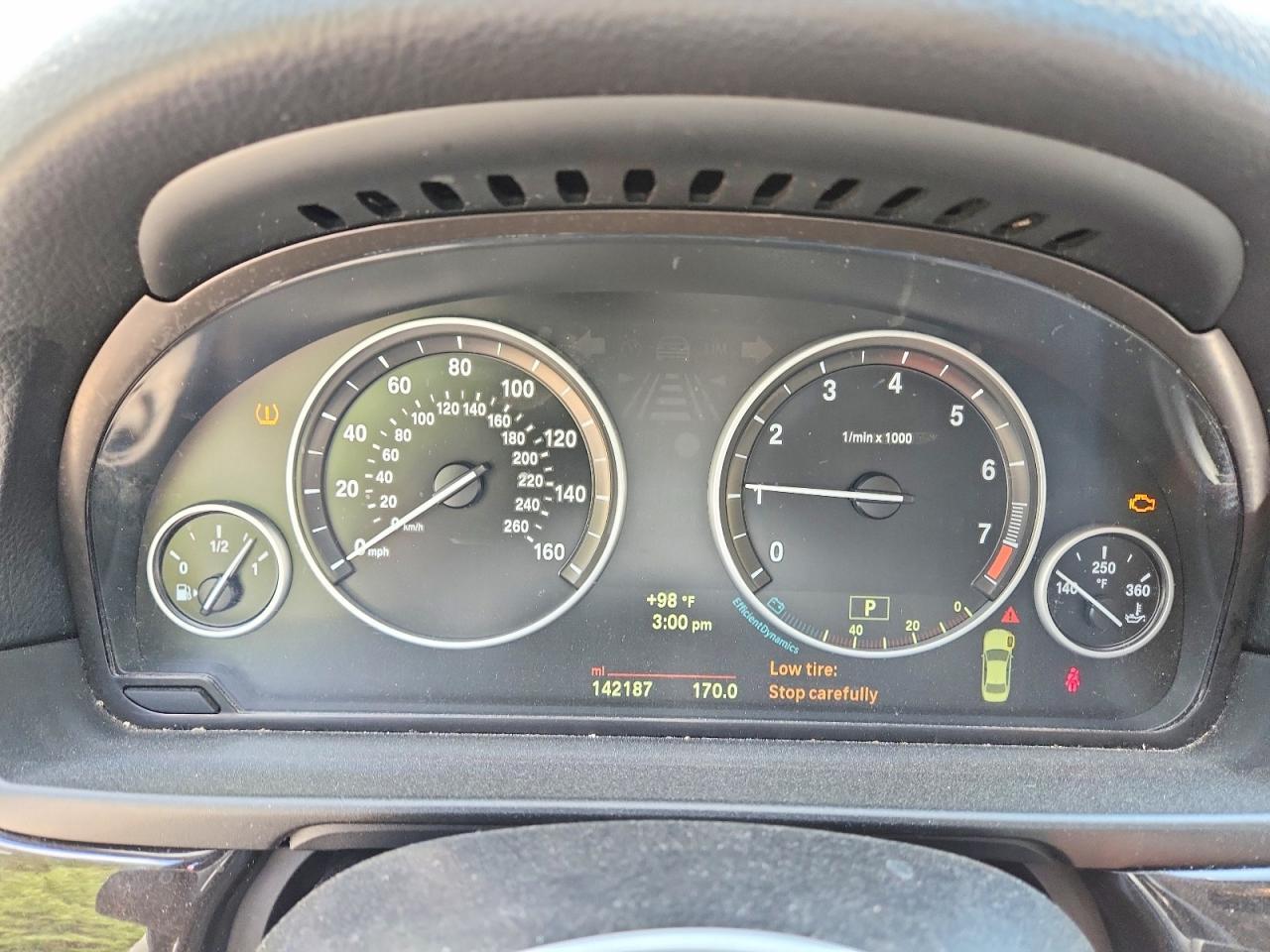 2014 BMW Seria 5 528i - zdjęcie 9