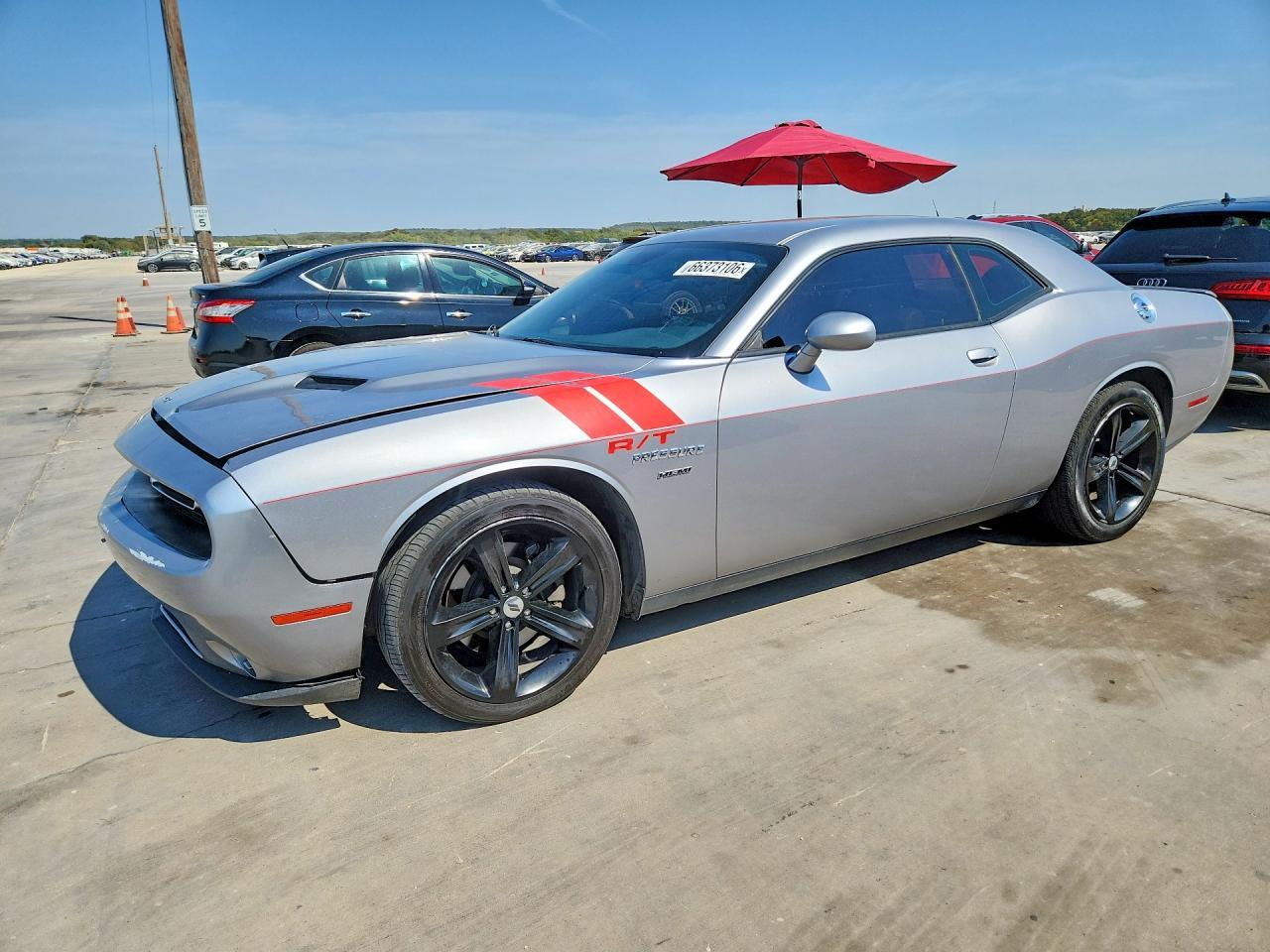 2017 Dodge Challenger R/T - zdjęcie główne