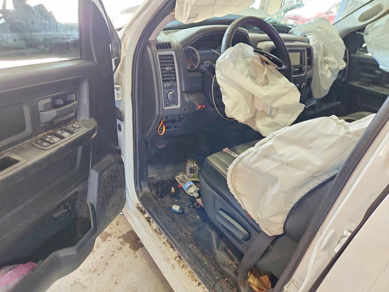 2023 Ram 1500 Classic Tradesman - zdjęcie 8
