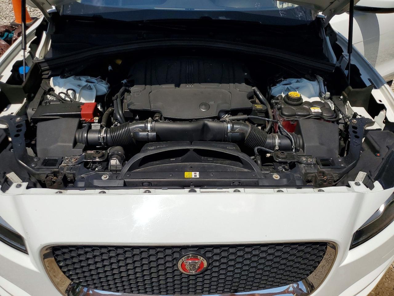 2018 Jaguar F-Pace Prestige - zdjęcie 12