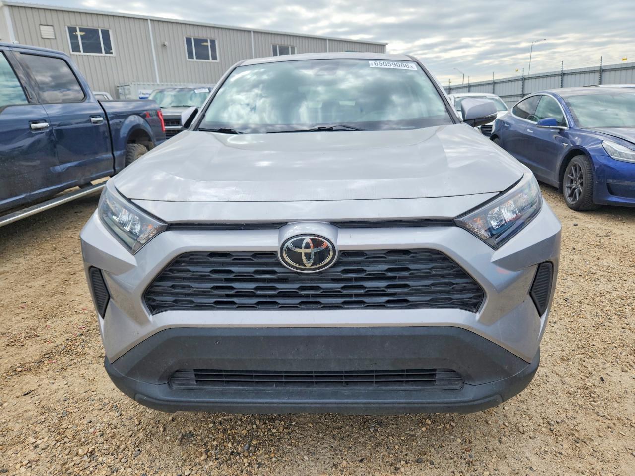 2024 Toyota Rav4 Le - zdjęcie 5
