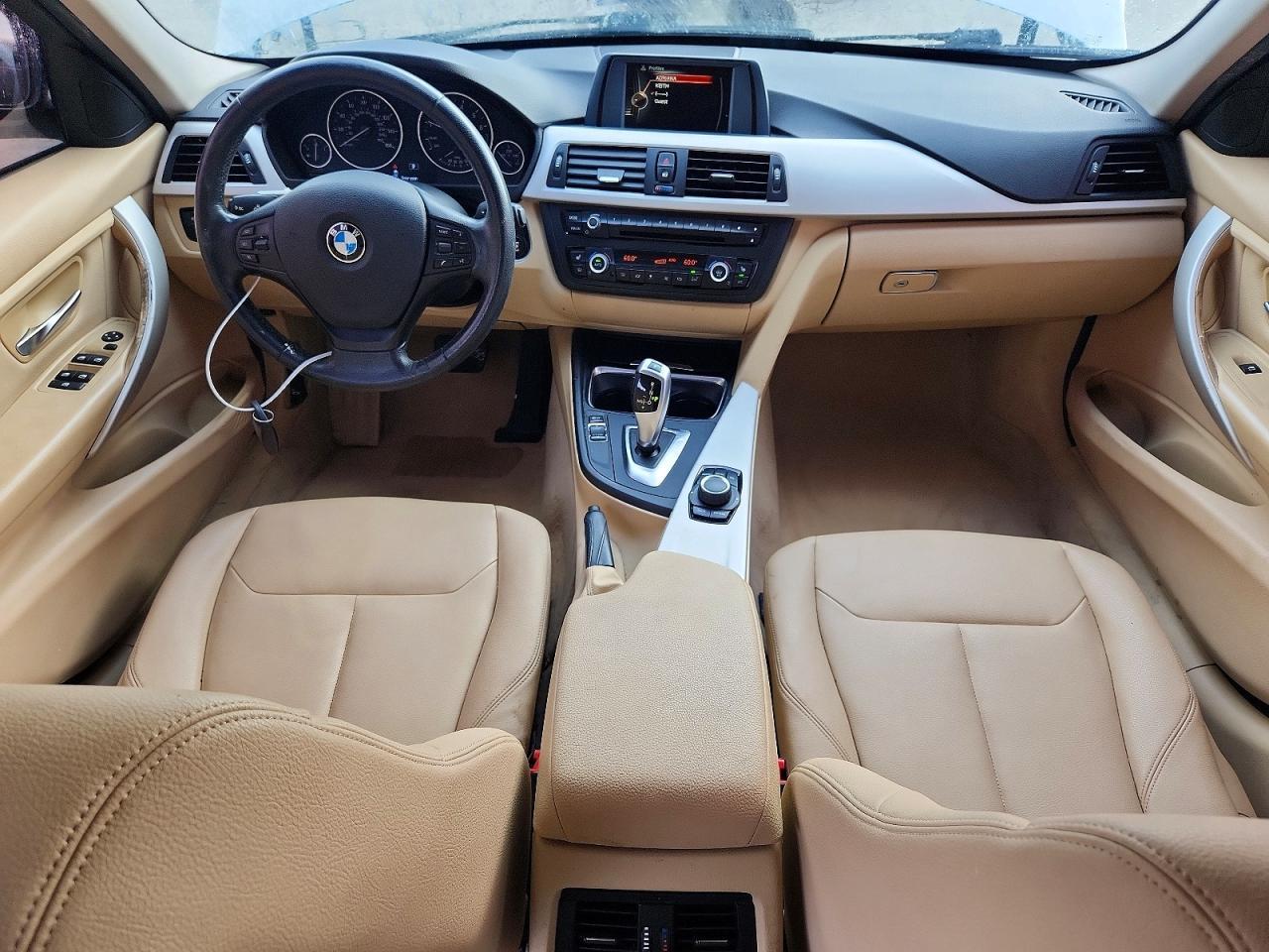 2015 BMW 320 I - zdjęcie 8
