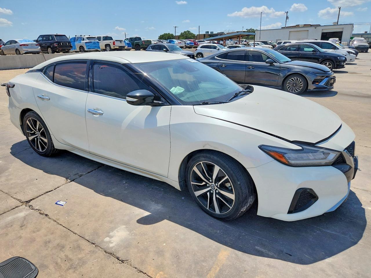 2021 Nissan Maxima Sv - zdjęcie 4