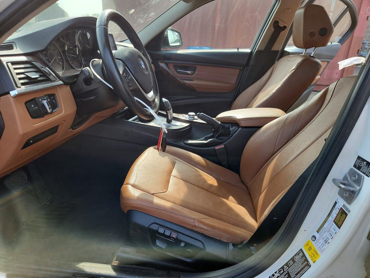 2013 BMW 328 Xi - zdjęcie 7