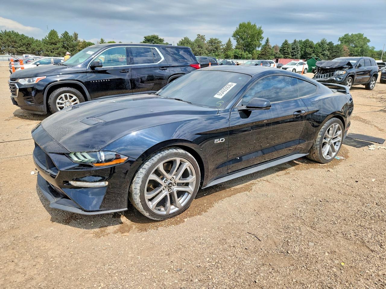 2020 Ford Mustang Gt - zdjęcie główne