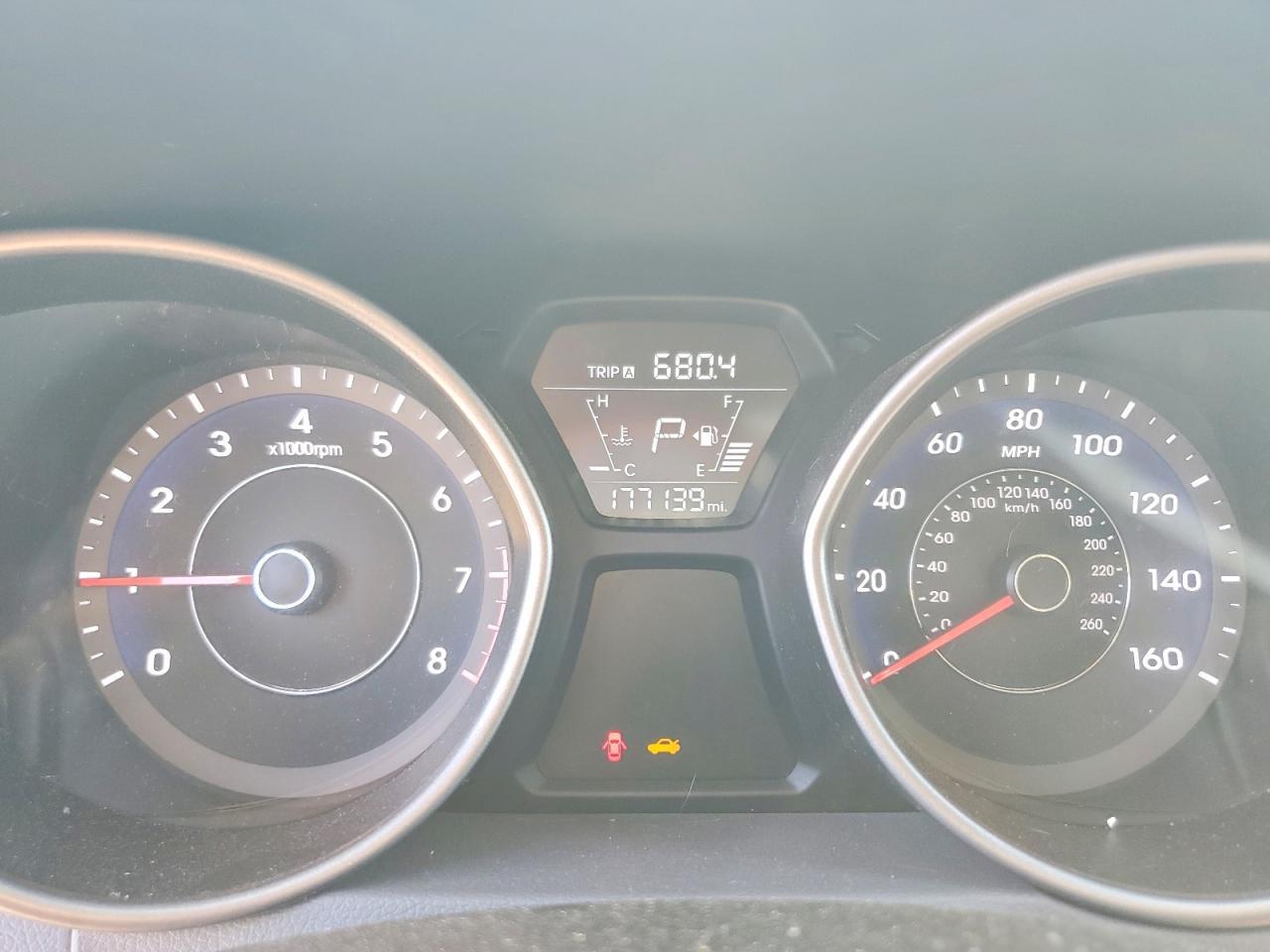 2014 Hyundai Elantra Se - zdjęcie 9
