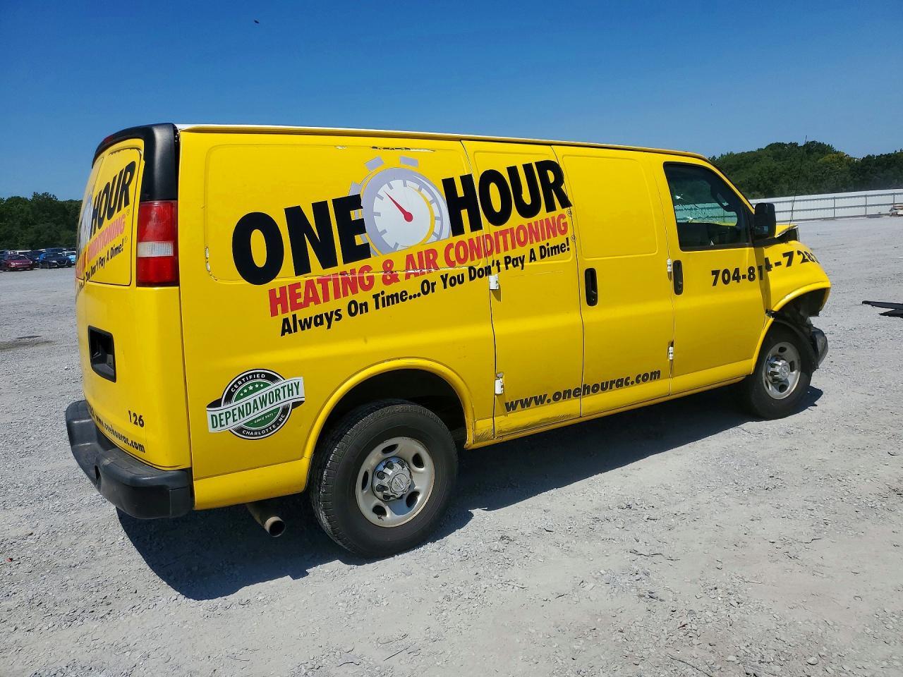 2016 Chevrolet Express G2500 - zdjęcie 3