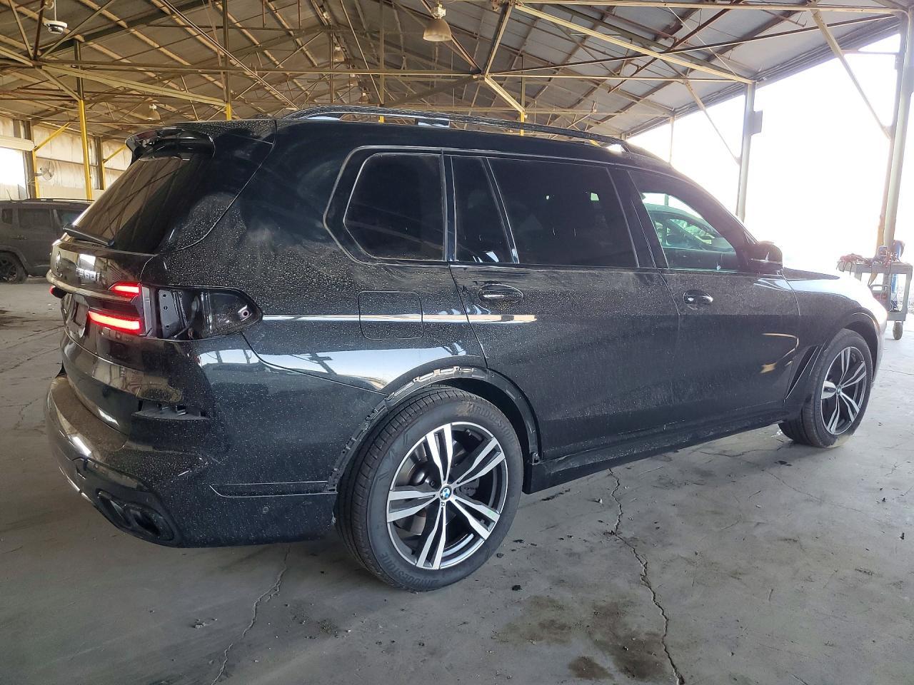 2023 BMW X7 M60I - zdjęcie 3