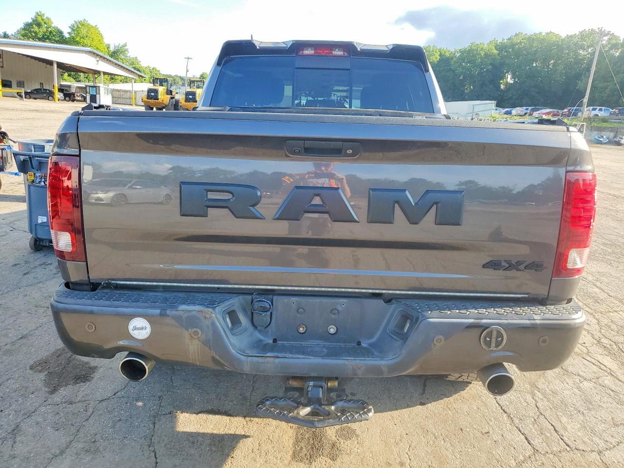 2017 Ram 1500 Sport - zdjęcie 6