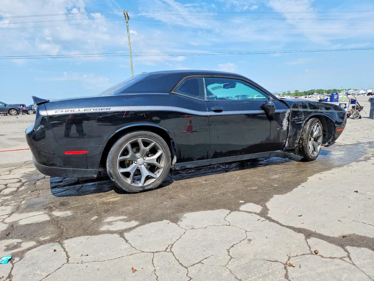 2015 Dodge Challenger Sxt - zdjęcie 3