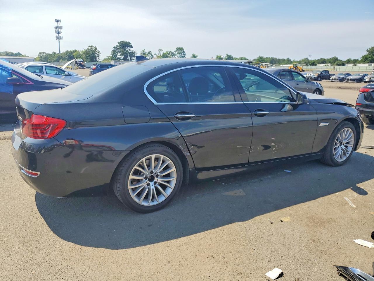 2016 BMW 528 I - zdjęcie 3