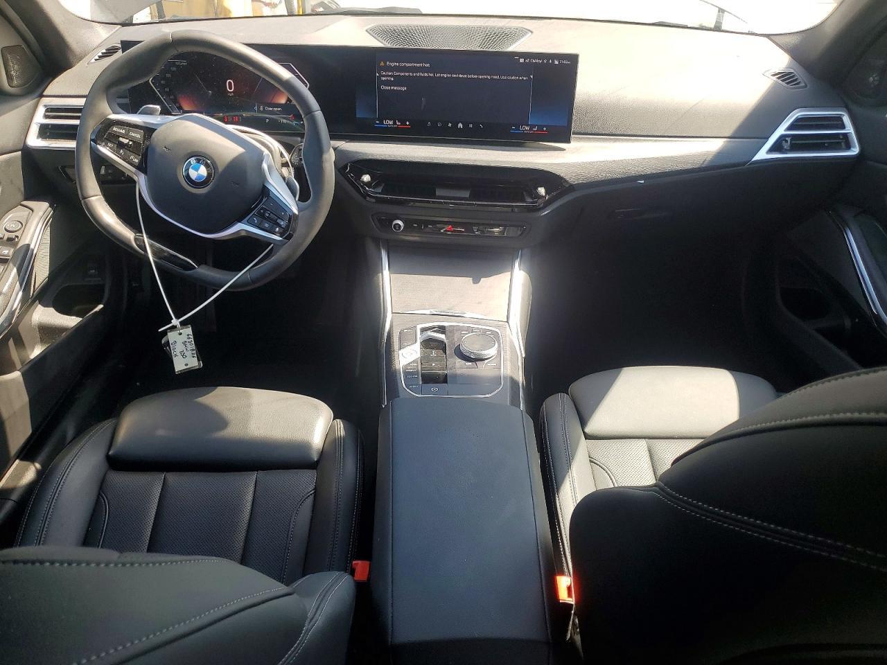 2026 BMW 330Xi - zdjęcie 8
