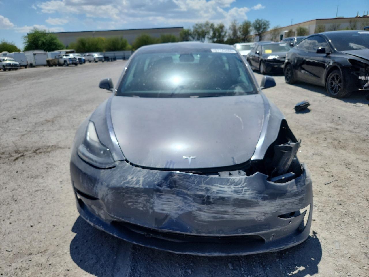 2022 Tesla Model 3 - zdjęcie 5