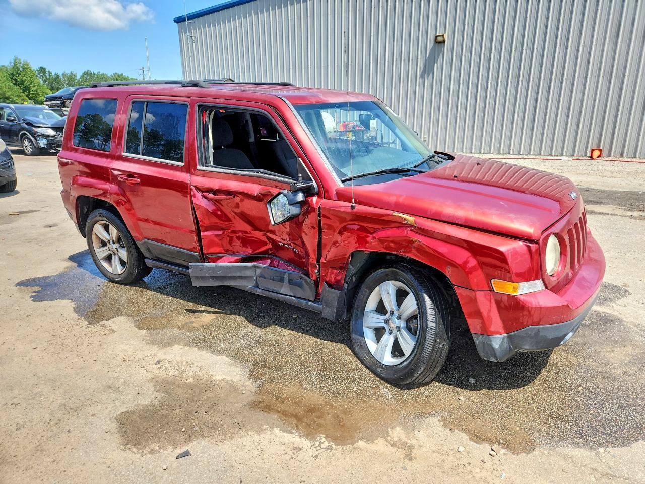 2014 Jeep Patriot Latitude - zdjęcie 4