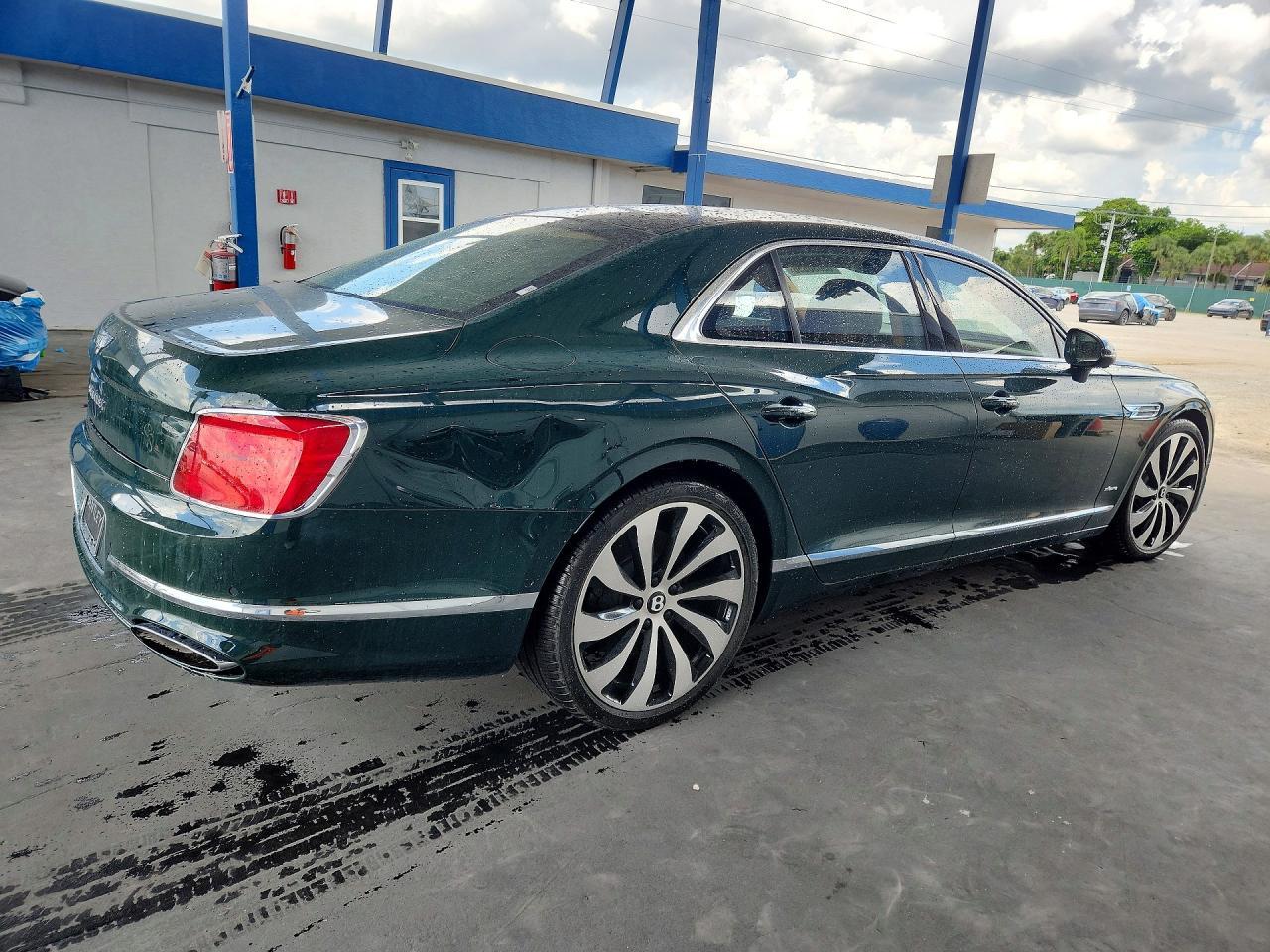 2026 Bentley Flying Spur - zdjęcie 3