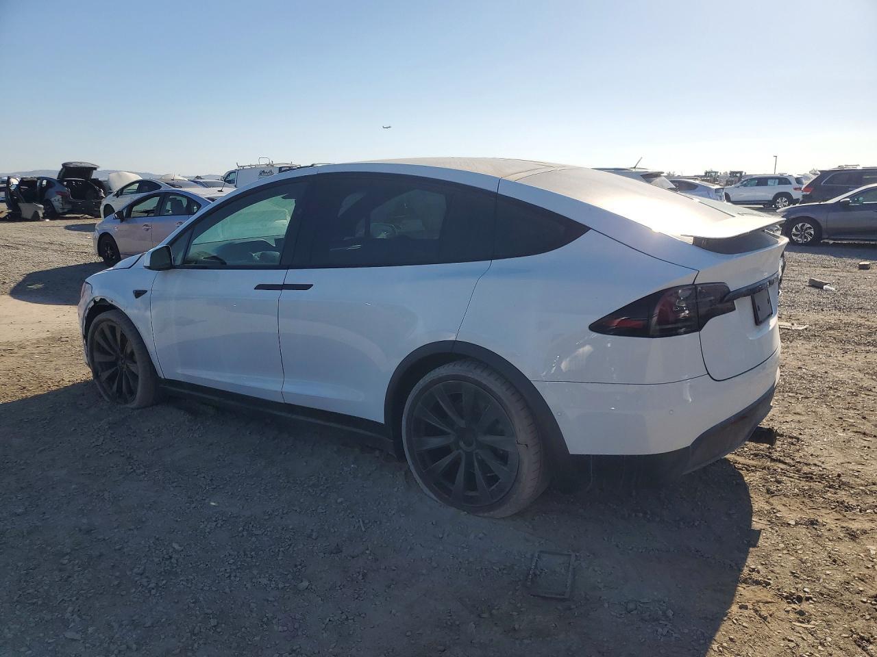 2022 Tesla Model X - zdjęcie 2